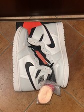 Air Jordan 1 Retro SB High NYC